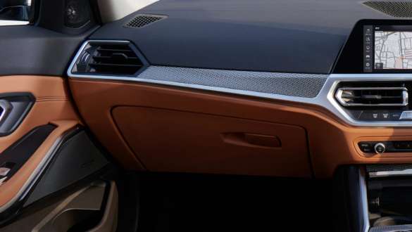 Instrument panel in Sensatec BMW 3 Series Sedan long-wheelbase G28 2021 Instrument panel in Sensatec BMW 3 Series Sedan long-wheelbase G28 2021 interior