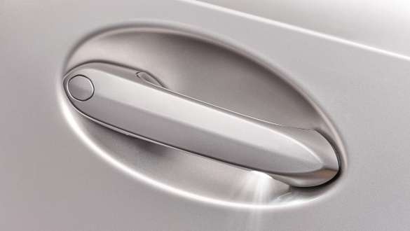Comfort Access BMW 3 Series Sedan long-wheelbase G28 2021 Comfort Access BMW 3 Series Sedan long-wheelbase G28 2021 Cashmere Silver metallic door handle