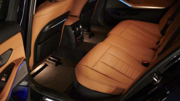 Ambient light BMW 3 Series Sedan long-wheelbase G28 2021 Ambient light BMW 3 Series Sedan long-wheelbase G28 2021 interior