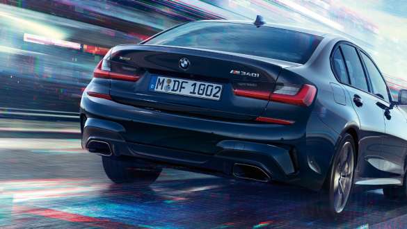 M sport differential BMW M340i xDrive Sedan M sport differential BMW M340i xDrive Sedan G20 Sapphire Black metallic rear view