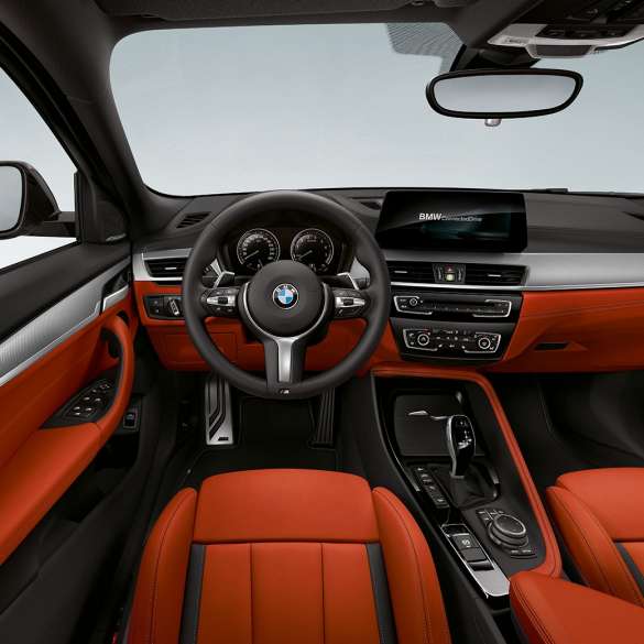 Cockpit BMW X2 M35i Cockpit BMW X2 M35i F39 interior