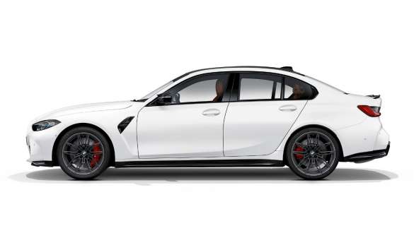 Side design BMW M3 Competition Sedan Frozen Brilliant White metallic G80 2020 BMW M3 Competition Sedan G80 2020 Frozen Brilliant White metallic Side design side view