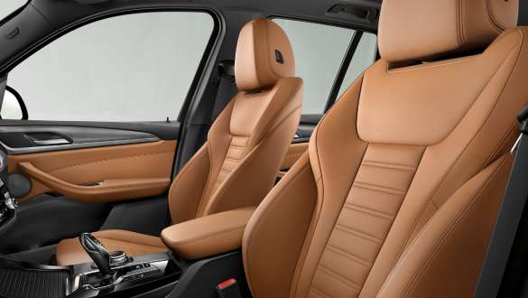 BMW X3 M40i sports seats. BMW X3 M40i interior, sports seats for driver and front passenger.