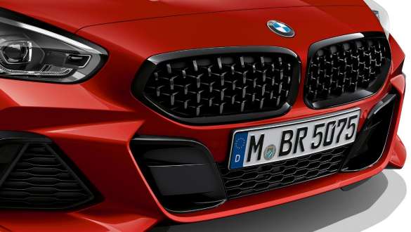 BMW Z4 Roadster kidney grille BMW Z4 Roadster with kidney grille in mesh design