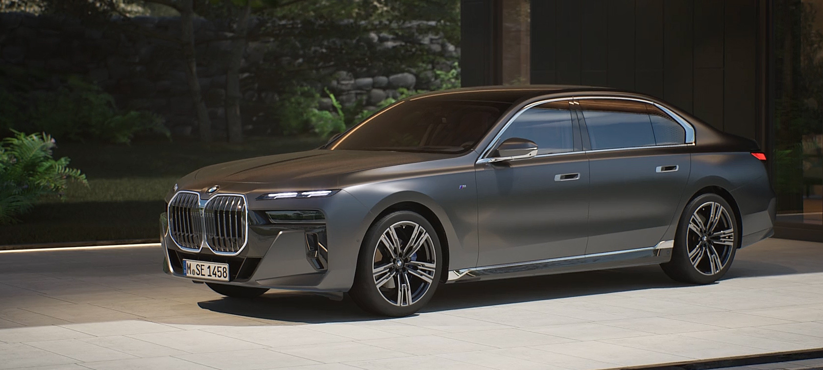BMW 7 Series Sedan G70 ICE 740i M sports package exterior highlights BMW 7 Series Sedan G70 ICE 740i M sports package, Frozen Deep gray metallic, 21" M light alloy wheels Star-spoke style 908 exterior highlights