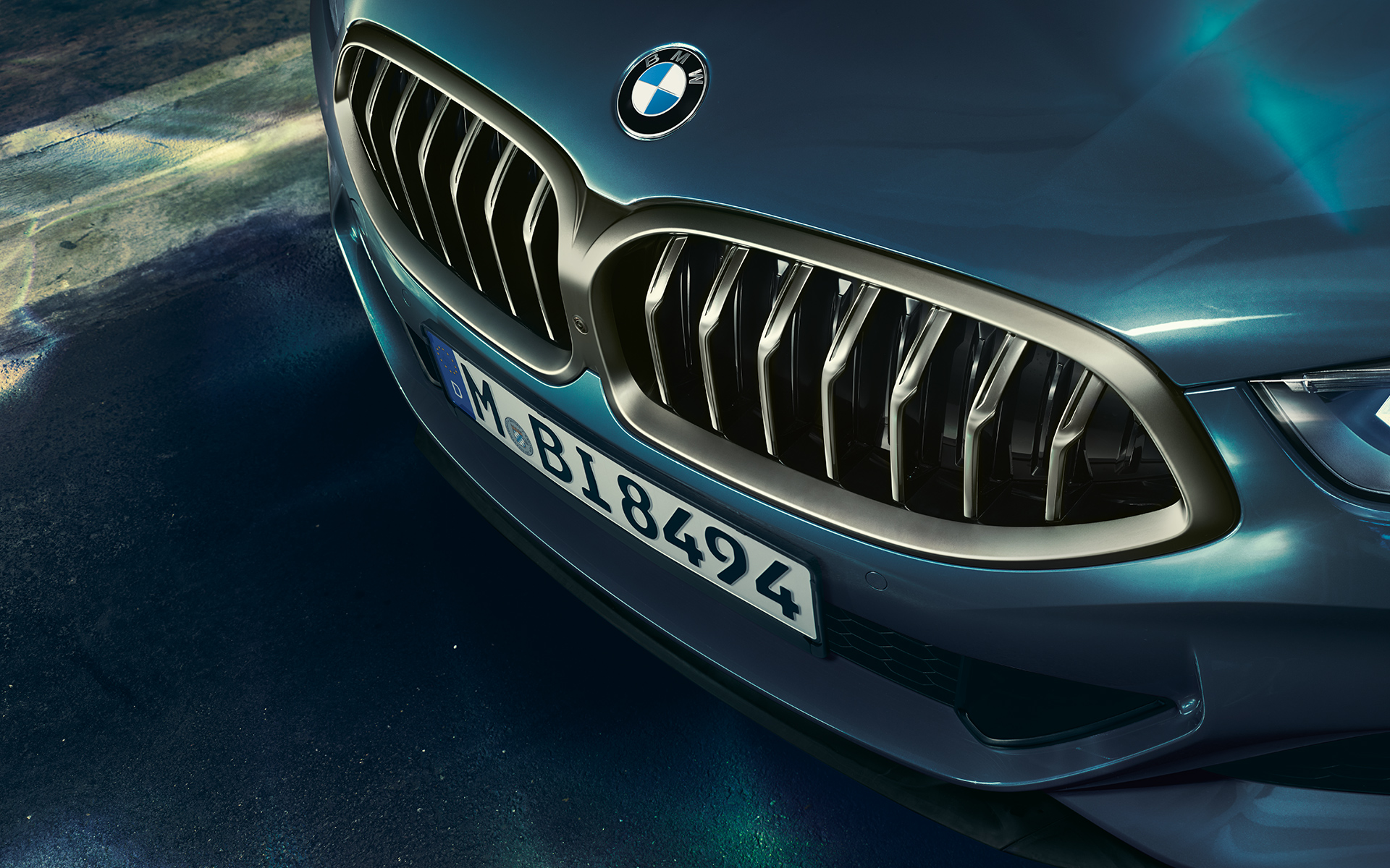 BMW 8 Series Coupé, front Close-up of the front of the BMW 8 Series Coupé.