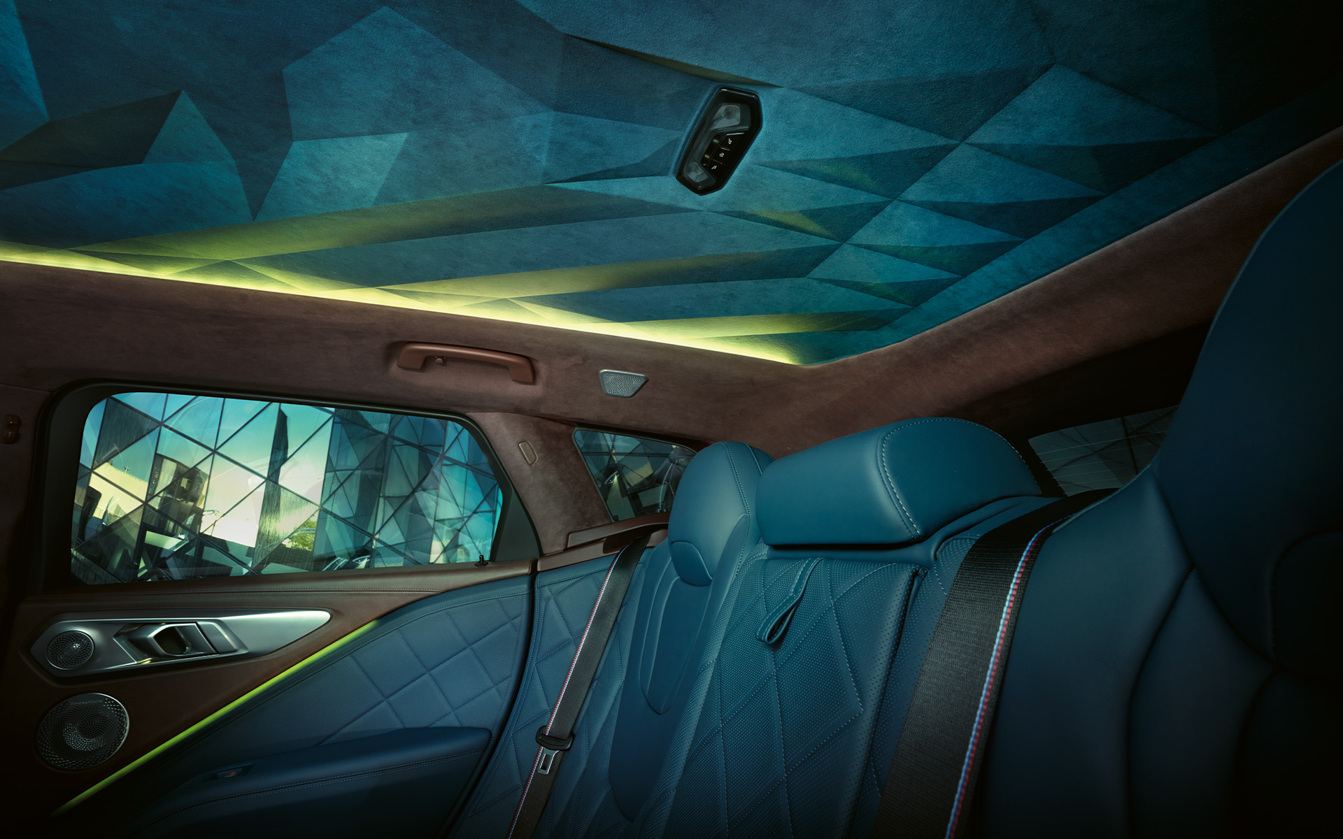 BMW XM G09 luxurious backstage feeling BMW XM G09 Interior luxurious backstage feeling