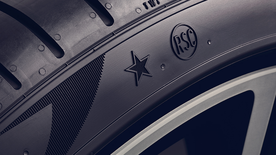 EU tyre label close-up BMW wheels and tyres EU tyre label close-up