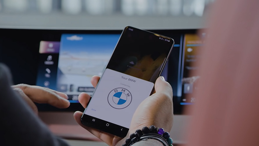 Functions and benefits of Android Auto™ explained in the tutorial video Functions and benefits of Android Auto™ explained in the tutorial video