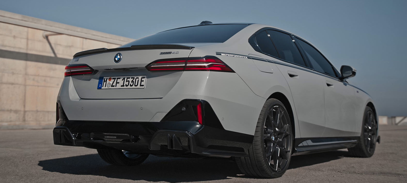 BMW i5 G60 BMW M Performance Parts Exterior design BMW i5 G60 2023 BMW M Performance Parts Exterior design