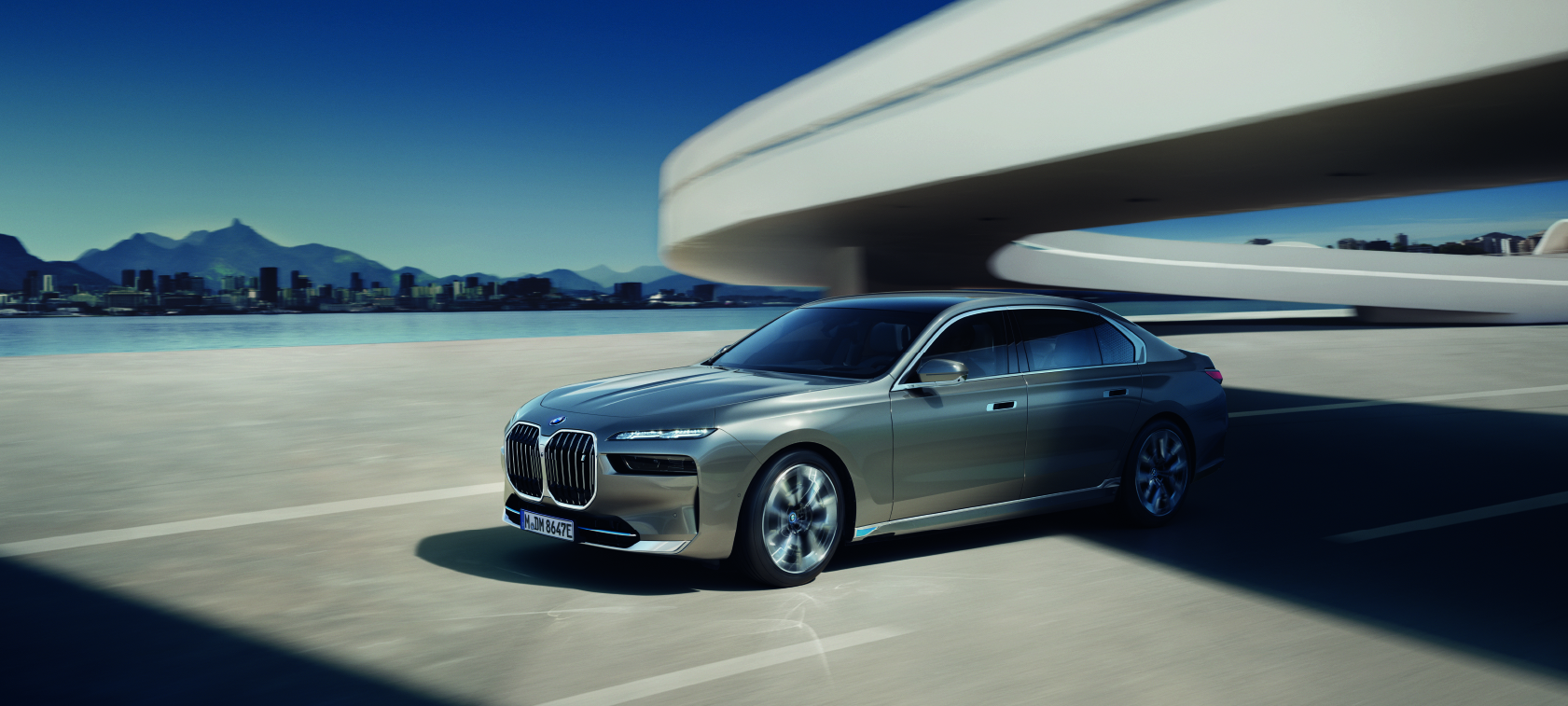 BMW i7