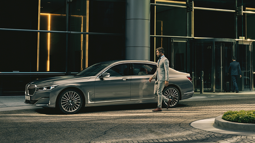 A SERVICE TAILORED TO YOUR NEEDS. A SERVICE TAILORED TO YOUR NEEDS.