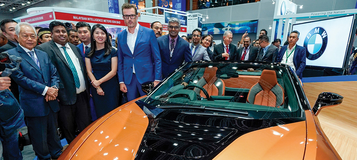 BMW i8 Roadster BMW i8 Roadster