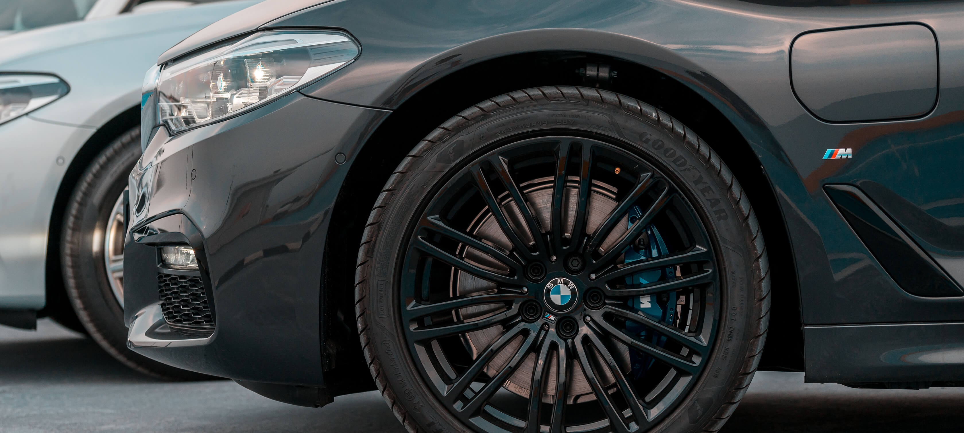 BMW 530e M Sport and 520i Luxury BMW 530e M Sport and 520i Luxury