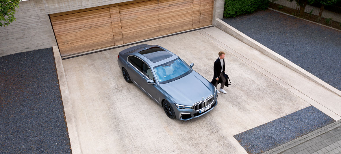 The New BMW 740Le xDrive M Sport The New BMW 740Le xDrive M Sport