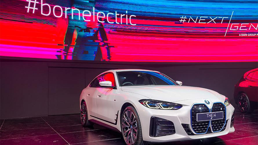 Unveiling the First-Ever BMW i4 eDrive40