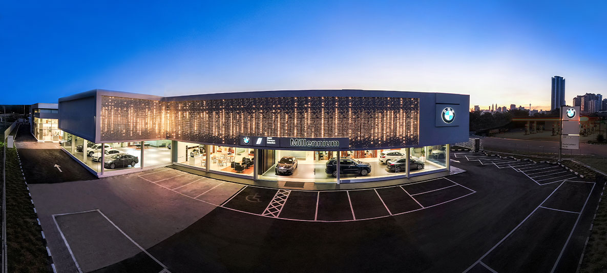 New Energy-Efficient Millennium Welt Dealership New Energy-Efficient Millennium Welt Dealership