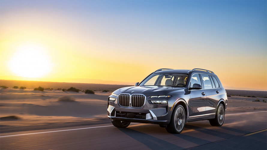  The New BMW X7 xDrive40i Pure Excellence